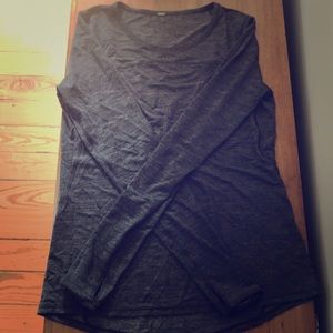 Long sleeve lululemon top with xstatic technology